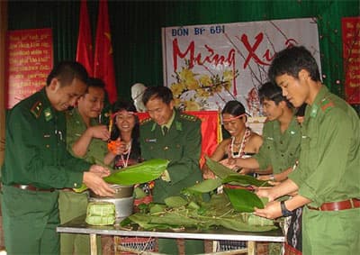 Các đơn vị vui Xuân, đón Tết an toàn, chuẩn bị chu đáo cho năm huấn luyện mới