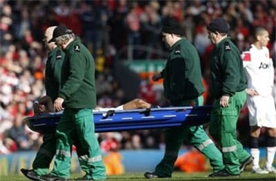 'Bão chấn thương' tàn phá Old Trafford