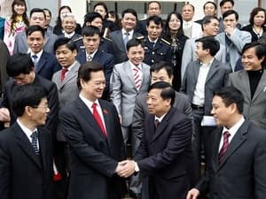 Thủ tướng Nguyễn Tấn Dũng tiếp xúc cử tri Hải Phòng
