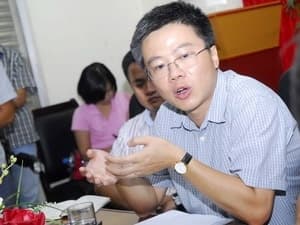 Trao bằng Tiến sĩ danh dự cho giáo sư Ngô Bảo Châu và giáo sư An-ních Uây-nơ