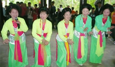 “Hồn dân tộc” ở Lễ hội Đền Hùng