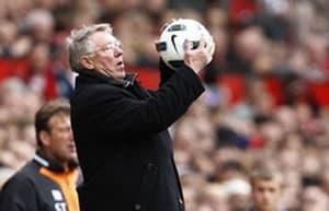 HLV Ferguson tin M.U có thể chặn đứng Messi