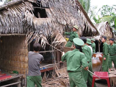 Thắm đậm nghĩa tình nơi biên cương Tổ quốc