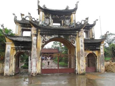 Cụm di tích đình-đền Phú Nhi
