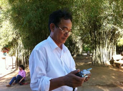 Từ “cậu bé choắt” đến lớp học “bác Phong”