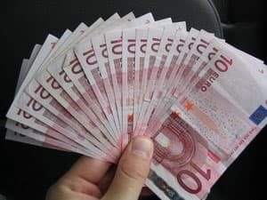 ECB mua trái phiếu chính phủ khu vực đồng euro