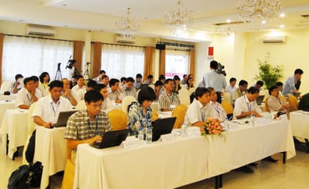 Hội thảo truyền thông về các hợp chất hữu cơ  khó phân hủy và PCB