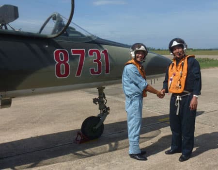 100% học viên phi công quân sự khóa 36 thực hành bay tốt nghiệp đoạt khá, giỏi