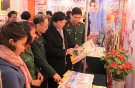Hà Nội khai mạc Hội báo xuân Nhâm Thìn