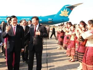 Tăng cường hơn nữa mối quan hệ hữu nghị truyền thống, đoàn kết đặc biệt và hợp tác toàn diện Việt Nam – Lào