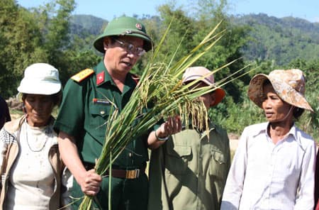 Vững vàng trên “ốc đảo” Mo Rai