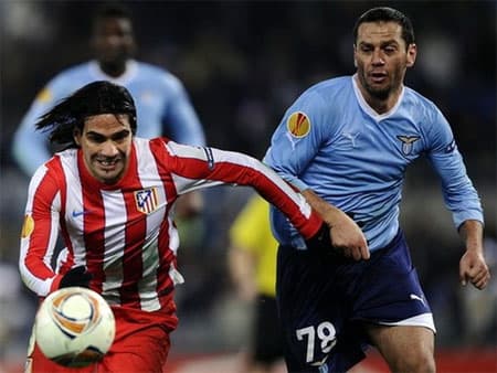Lượt đi vòng 1/16 Europa League: Niềm vui Liga, nỗi buồn Serie A