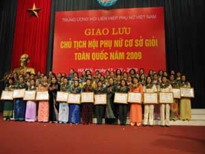 Tôn vinh chủ tịch Hội LHPN cơ sở giỏi toàn quốc năm 2009