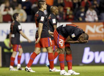 Villarreal & Atletico lại trắng tay