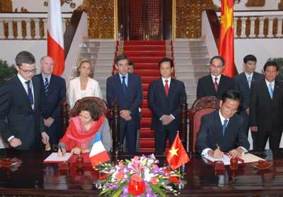 Nhất trí thúc đẩy quan hệ kinh tế, thương mại và đầu tư Việt - Pháp