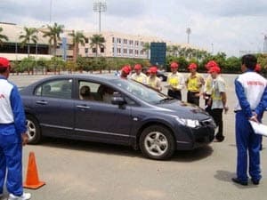 Xã hội hóa cơ sở đào tạo lái xe để tránh tiêu cực