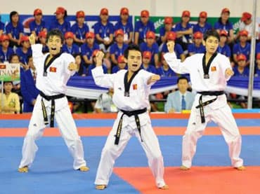 Tiếp tục chờ vàng Taekwondo