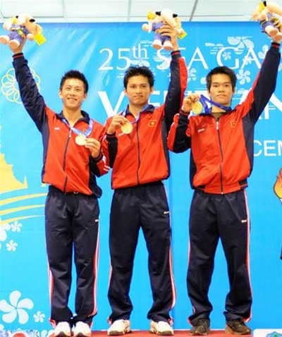 Wushu và bắn súng mang về ba HCV