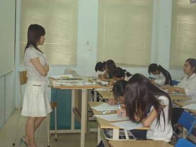 Chống tiêu cực trong thi cử: phải làm từ trên xuống