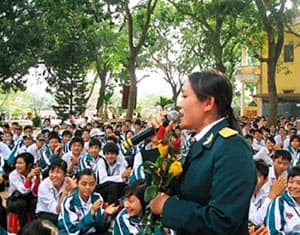 Tuyên truyền truyền thống Quân đội tại các đơn vị kết nghĩa