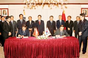Từ “Kỳ tích sông Hàn” đến “Kỳ tích sông Hồng”