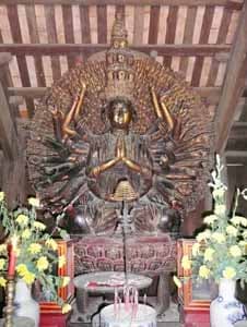 Bức tranh thiên cổ đượm màu nước non