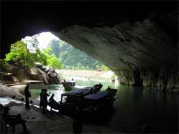 Quảng Bình phát hiện 3 hang động mới