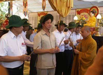 Đại lễ Cầu siêu liệt sĩ TNXP tại Quảng Bình