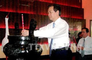 Toàn quân, toàn quốc tri ân bằng hành động thiết thực