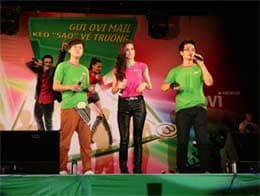 Sân khấu thời suy giảm kinh tế: đông, vui, tiết kiệm