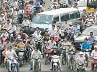 Đề xuất tăng mức xử phạt với nhiều hành vi  vi phạm hành chính trong lĩnh  vực  giao thông đường  bộ