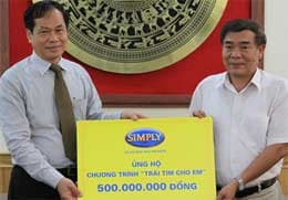 500 triệu đồng ủng hộ chương trình Trái tim cho em