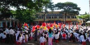 Gia Lai náo nức ngày khai trường
