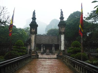 Cố đô Hoa Lư, dấu xưa còn lại