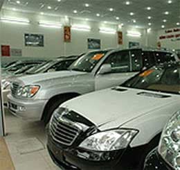 Cảnh giác với tin đồn về thuế ô tô