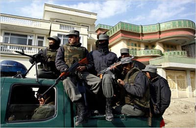 Nga bắt đầu viện trợ vũ khí cho lực lượng vũ trang Afghanistan