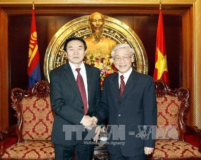 Chủ tịch Quốc hội Nguyễn Phú Trọng hội đàm với Chủ tịch Quốc hội Mông Cổ
