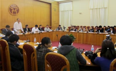 Xem xét thông qua 14 Nghị quyết