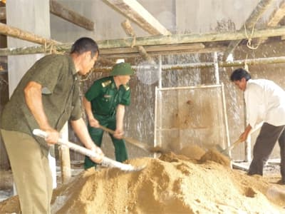 Vượt mọi khó khăn, bàn giao nhà đúng tiến độ