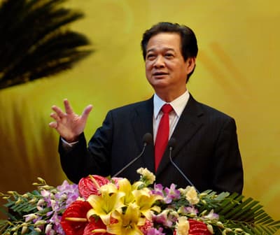 Tập trung ổn định kinh tế vĩ mô và kiềm chế lạm phát