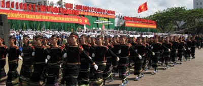 Mít tinh trọng thể kỷ niệm 35 năm chiến thắng Buôn Ma Thuột