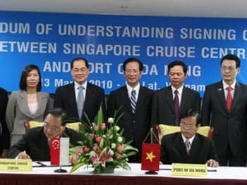 Việt Nam-Singapore hợp tác về hạ tầng và du lịch