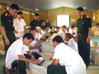 Vì sức khỏe đồng đội nơi đảo xa