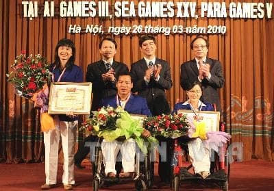 Tôn vinh, ghi nhận những đóng góp của HLV, VĐV mang vinh quang về cho đất nước