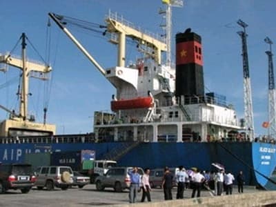 Việt-Lào mở liên doanh phát triển cảng Vũng Áng