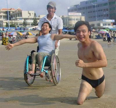 Vẻ đẹp của những “vầng trăng khuyết”