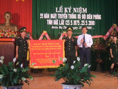 Bảo vệ vững chắc chủ quyền, an ninh biên giới
