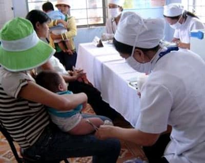 Nỗi lo dịch bệnh mùa hè