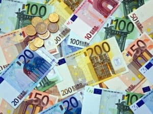 Ukraine nhận 4 tỷ USD tín dụng do Nga cung cấp