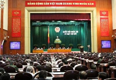 Thông qua 3 trên 4 Nghị quyết